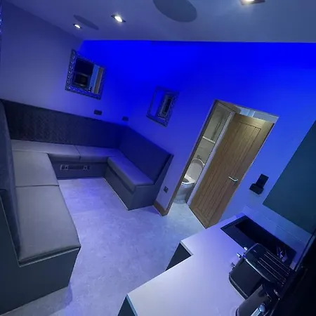 Lejlighedshotel Belvedere - 83 Mount Pleasant *