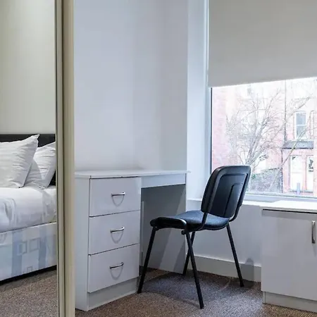 Kelvin Grove By Ustay * Liverpool