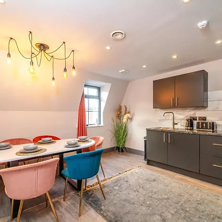 Hotel apartamentowy Epic Duke Street Townhouse