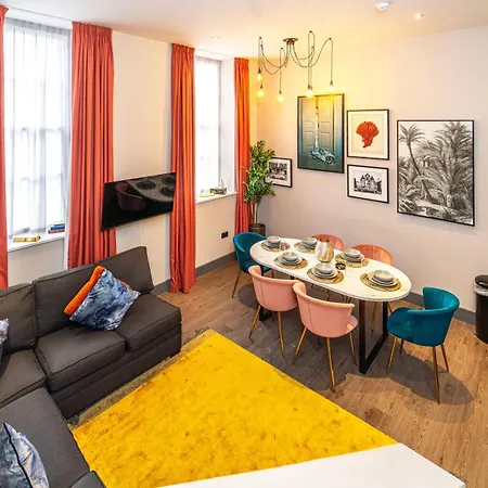 Hotel apartamentowy Epic Duke Street Townhouse *