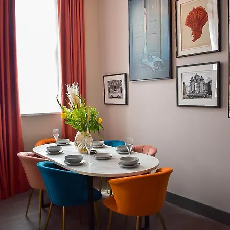 Epic Duke Street Townhouse Hotel apartamentowy *
