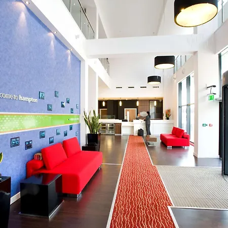 Hampton By Hilton Centre