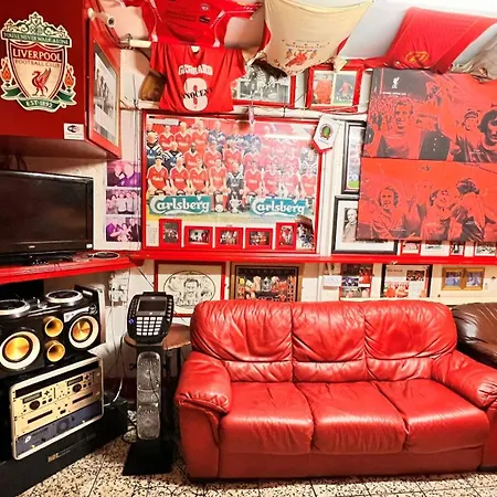 Castle 86-88 Sheil Rd L6 3af Liverpool