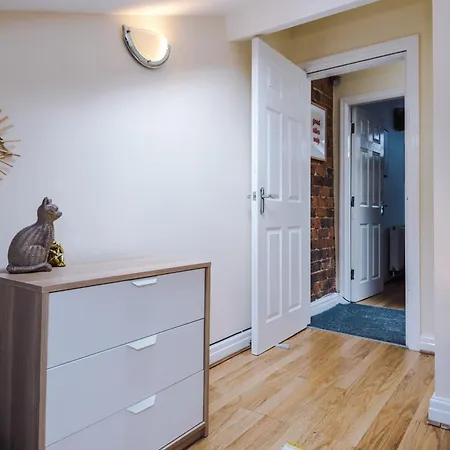 Lägenhet Large Duplex In Centre! Lime Street! Football! Ideal For Stag And Hen Do Stays! Liverpool