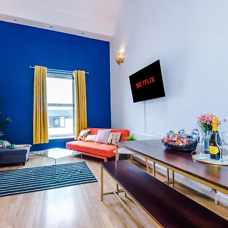 Large Duplex In Centre! Lime Street! Football! Ideal For Stag And Hen Do Stays! * Liverpool