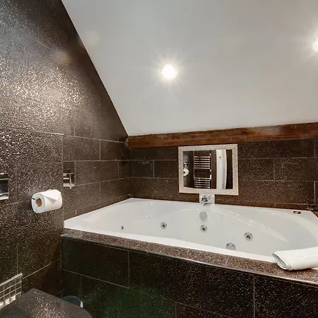 Boutique 56 Hotel *