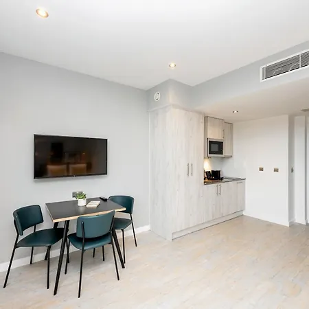 מלון דירות Staycity Waterfront ליברפול