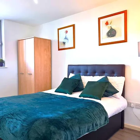 아파트 Sidemersey Livings- And Quiet 2-bedroom Flat With A View 리버풀