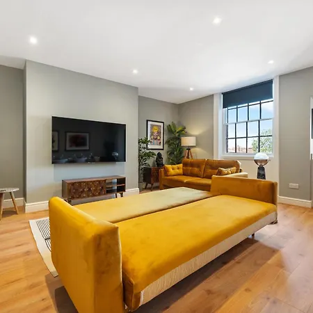Host & - Upper Duke Street *
