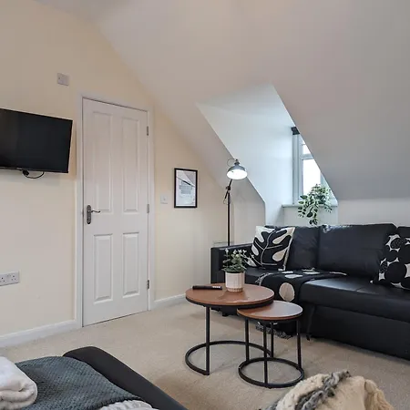 Ferienhaus Large 4-bedrooms House Near Centre Free Parking *