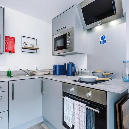Stunning Duplex In Liverpool, Available For Long Term Appartement *