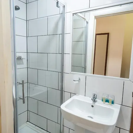 Trivelles Seaforth Отель Litherland