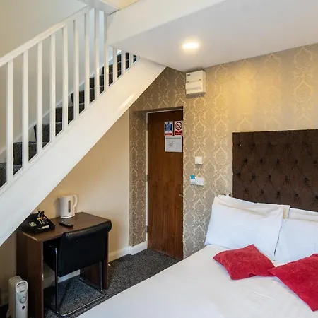 Trivelles Seaforth 3* Litherland