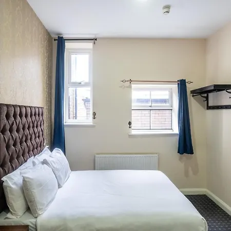 Trivelles Seaforth 3* Litherland