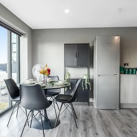 Apartment Waterfront Luxury