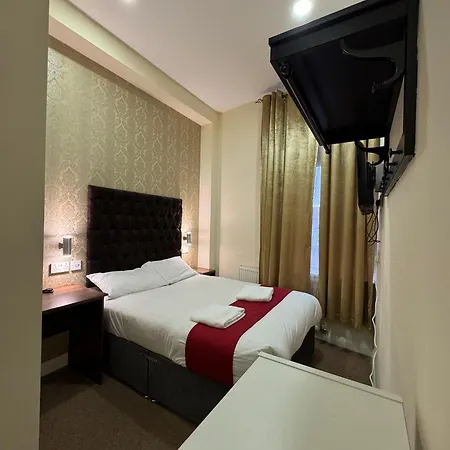 Trivelles Seaforth 3* Litherland