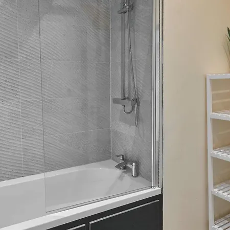 Apartamento Host & - Three Graces Getaway *