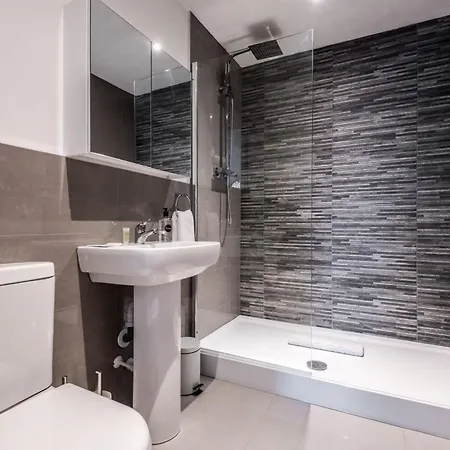 Chavasse Cove Sleeping 6 Guests With Parking Apartamento *