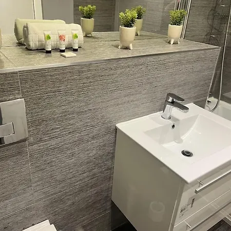 Fantastic Centre Apartments, Fenwick Street Liverpool