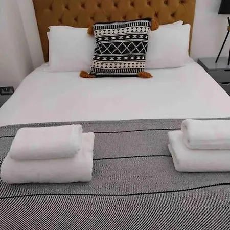 Fantastic Centre Apartments, Fenwick Street * Liverpool