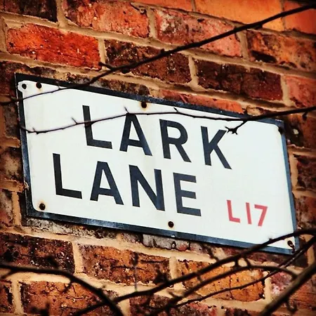 Apartment Freshly Renovated Self Contained Free Parking Liverpool