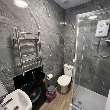 Apartment Freshly Renovated Self Contained Free Parking