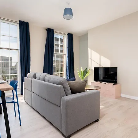 Pass The Keys Brand New Fantastic Location