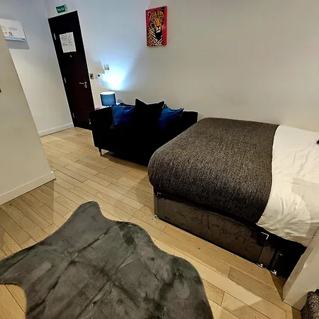 Lennon Place Дом отдыха