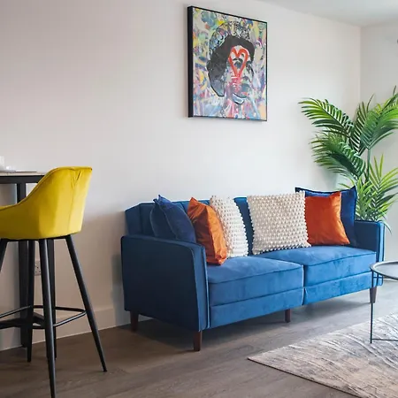Апартаменты Renaissance - 2bed - Sleeps 7 - Ливерпуль