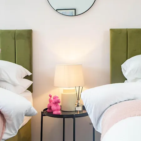 Апартаменты Renaissance - 2bed - Sleeps 7 - Ливерпуль