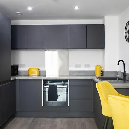 Апартаменты Renaissance - 2bed - Sleeps 7 - Ливерпуль