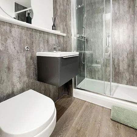 Renaissance - 2bed - Sleeps 7 - Ливерпуль