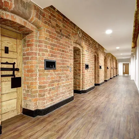 Aparthotel Caro Short Main Bridewell