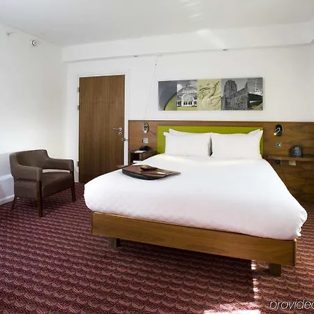 Hampton By Hilton Centre Hotel 3*