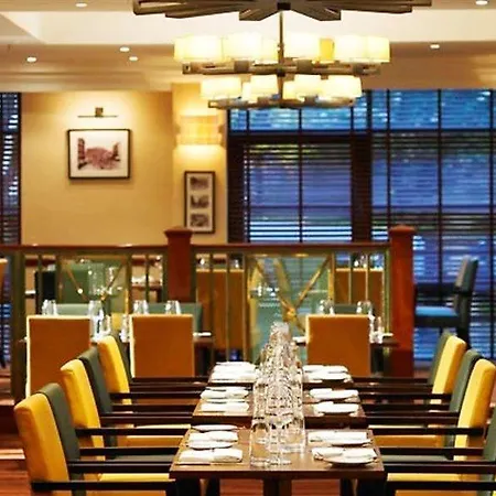 Delta By Marriott Centre