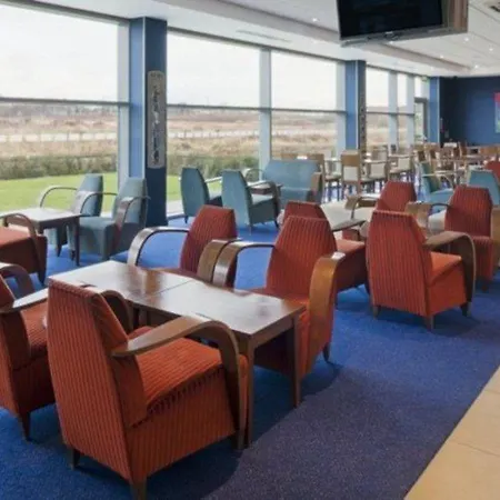 Express John Lennon Airport Liverpool