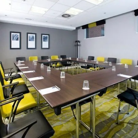 Hampton By Hilton Centre