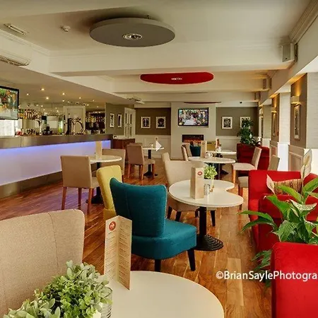 Otel The Park 3*
