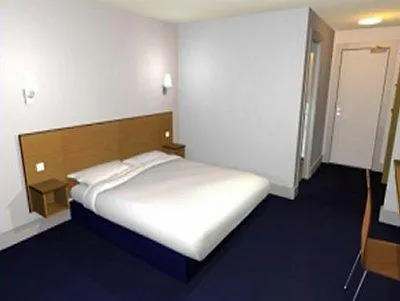 Travelodge Stonedale Park