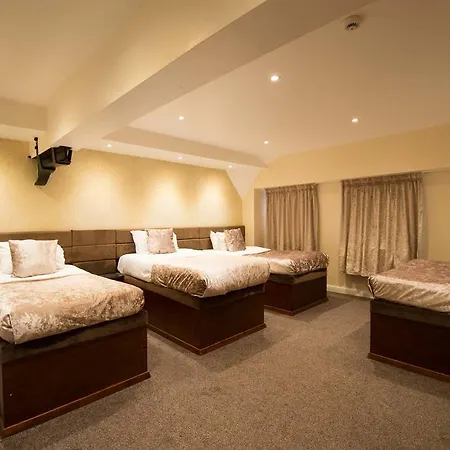 Signature Living At Matthew Street
