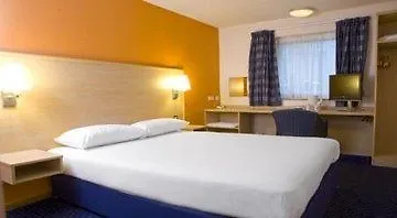 Travelodge Stonedale Park Liverpool