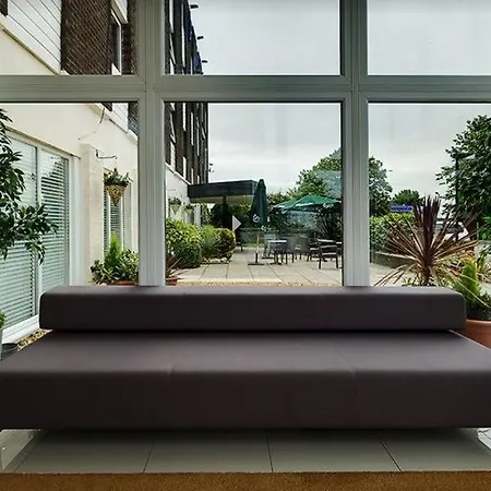 The Park 3* Sefton