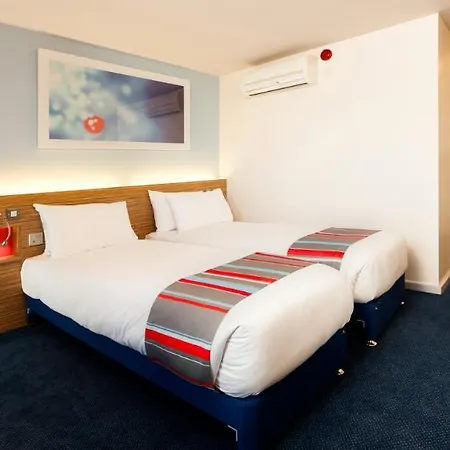 Travelodge Stonedale Park 3* Liverpool