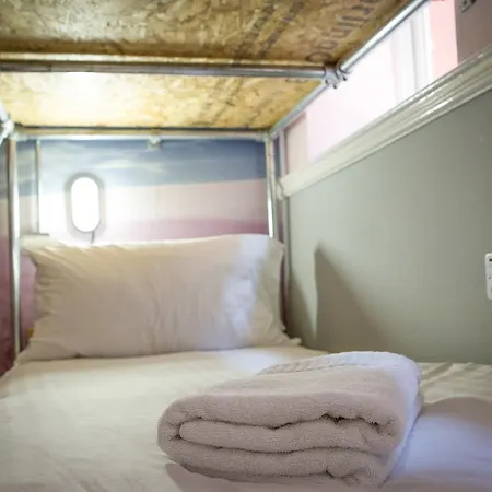 Hostel Sleep Eat Liverpool