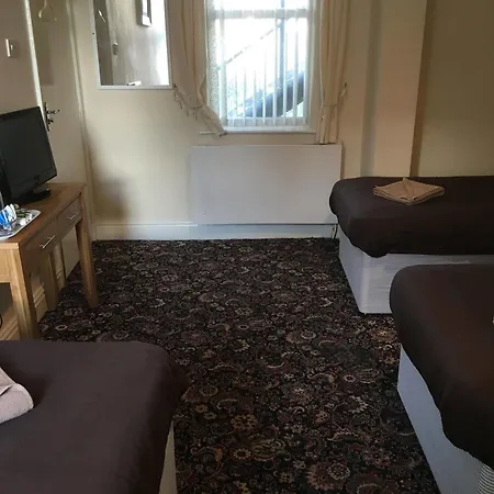 Castle 86-88 Sheil Rd L6 3af 3* Liverpool