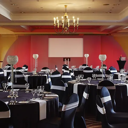 Hotel Delta By Marriott Centre 4*