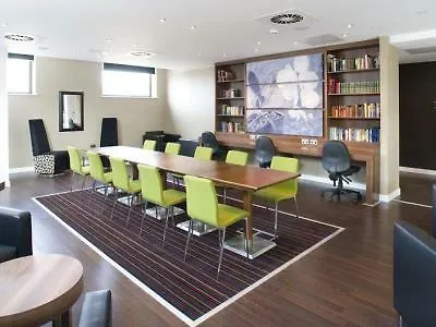 Hampton By Hilton Centre