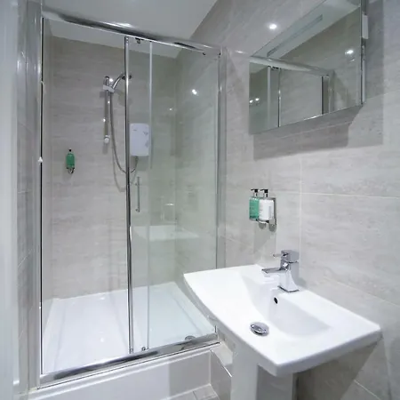 Citystop - Wood Street Aparthotel 4*