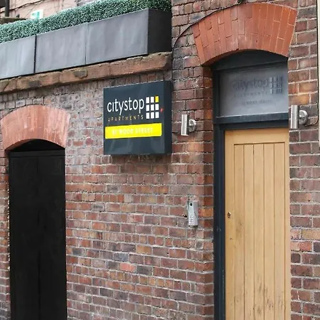 Citystop - Wood Street Aparthotel 4*