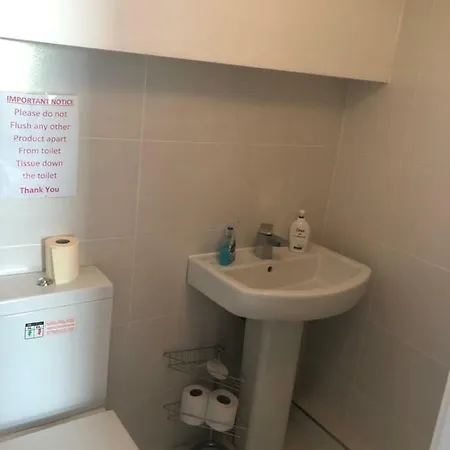 Cheapsleepz 49 Moscow Drive Gæstehus 3*